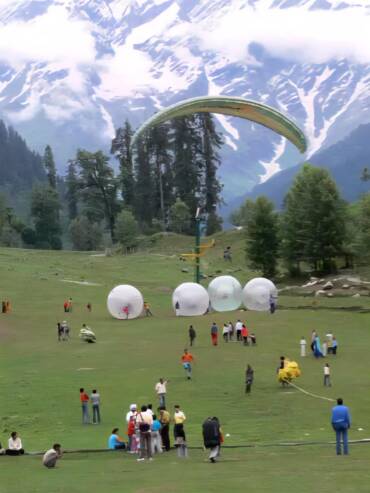 Exploring the beauty of Lahaul Valley on a guided round trip from GlampEco