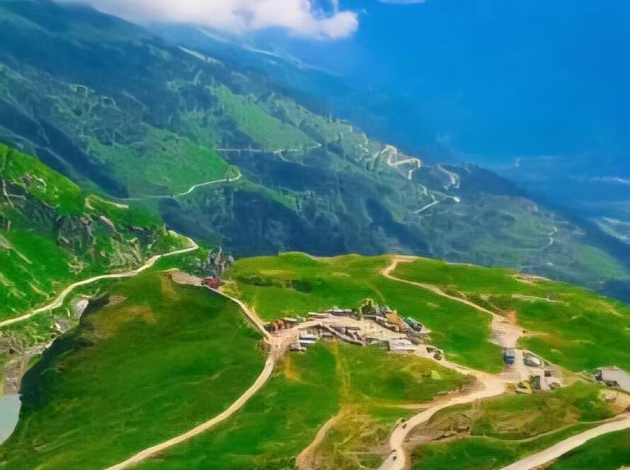 Attractions of Rohtang Pass during Lahaul Valley round trip from GlampEco Manali