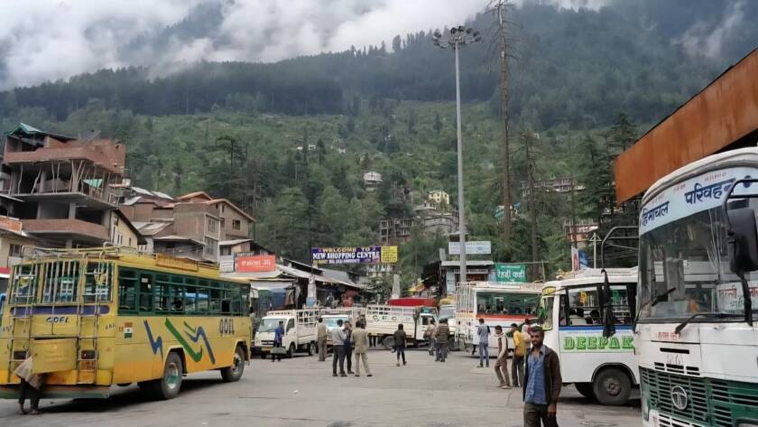 Local public bus in Manali – eco transportation option near GlampEco