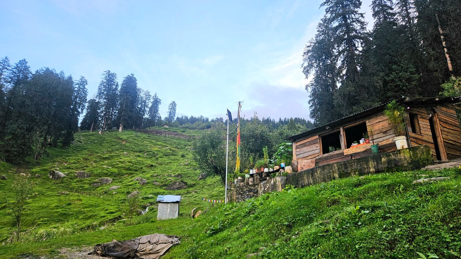 Local cuisine near GlampEco – Kalzang Dhaba in Sethan, Manali